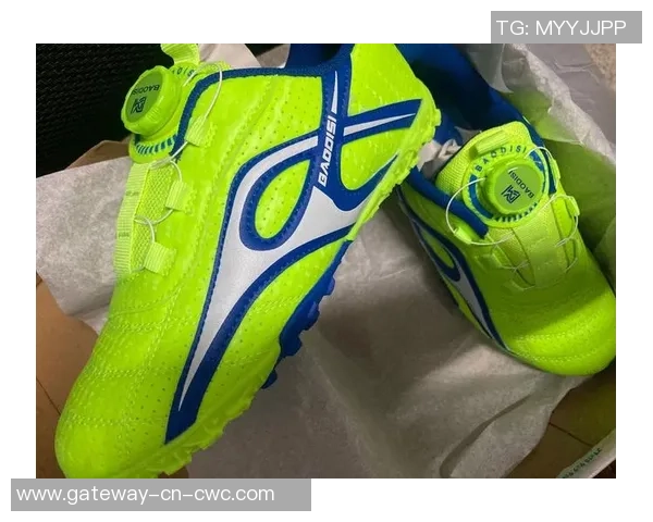 如何选择适合儿童的足球鞋与奶粉的最佳搭配指南