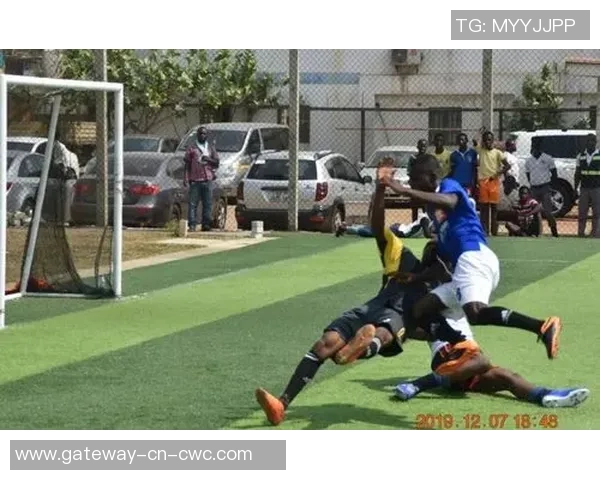 足球比赛中的激情与坚持让我深思的观后感体会